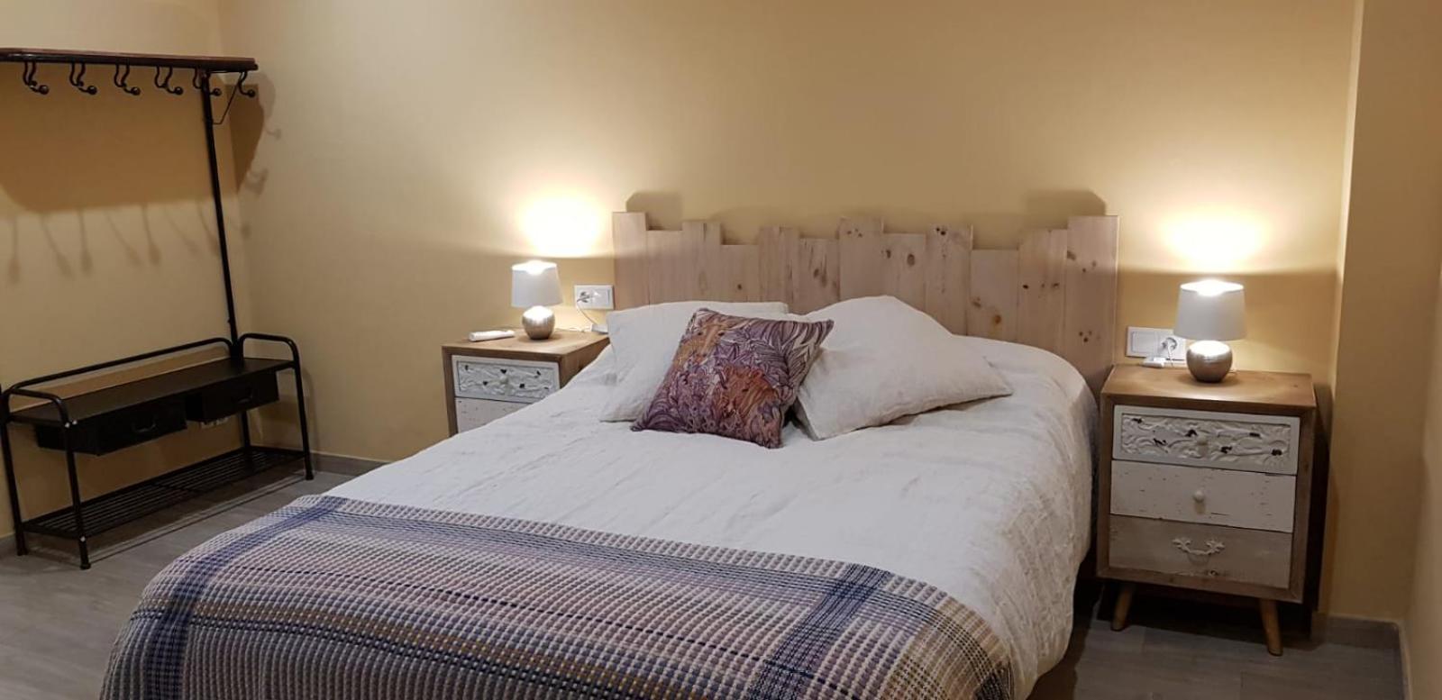 Cal Duran Bed & Breakfast Esparraguera Room photo